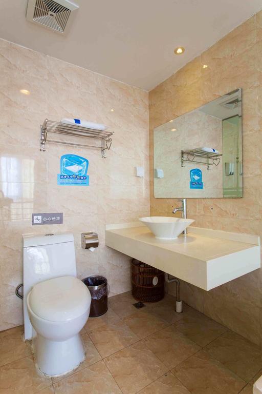 7Days Inn Dali Railway Station Room photo